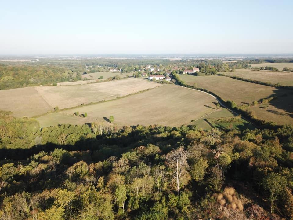 לינה וארוחת בוקר Montmorot La Ferme De Montard מראה חיצוני תמונה