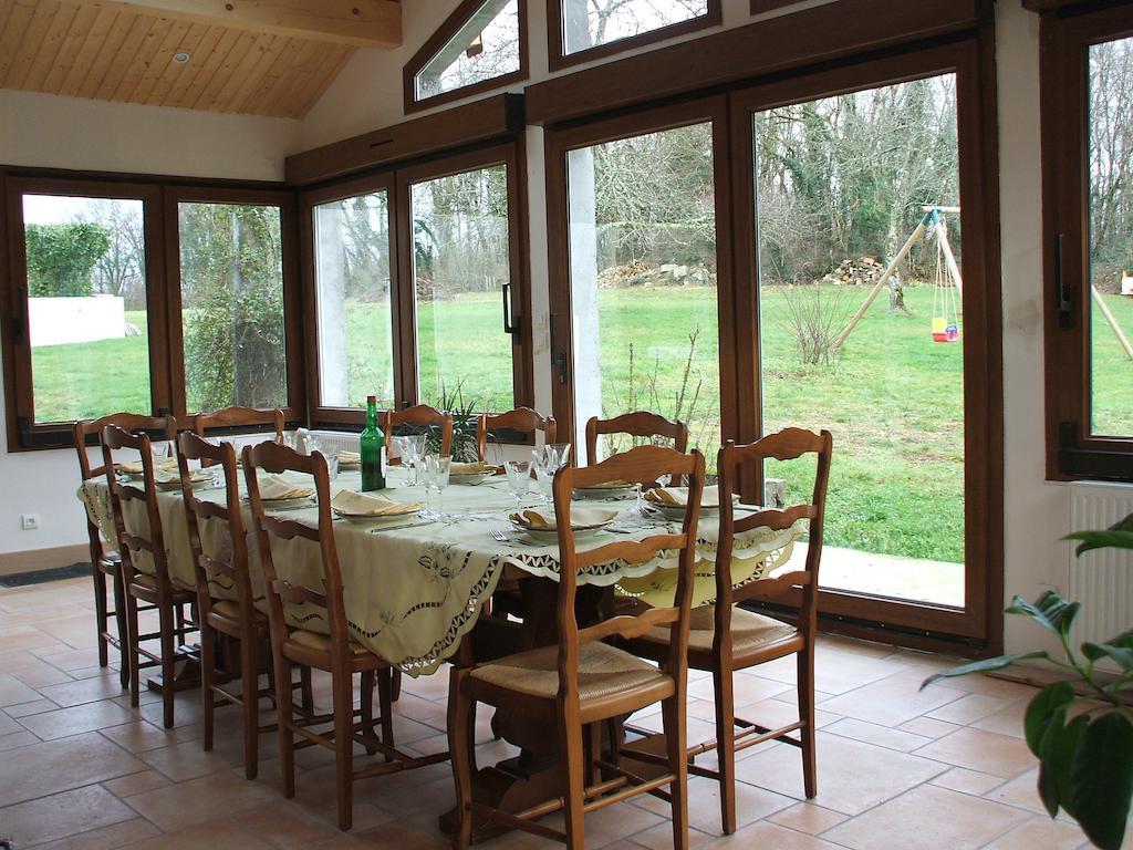 לינה וארוחת בוקר Montmorot La Ferme De Montard מראה חיצוני תמונה