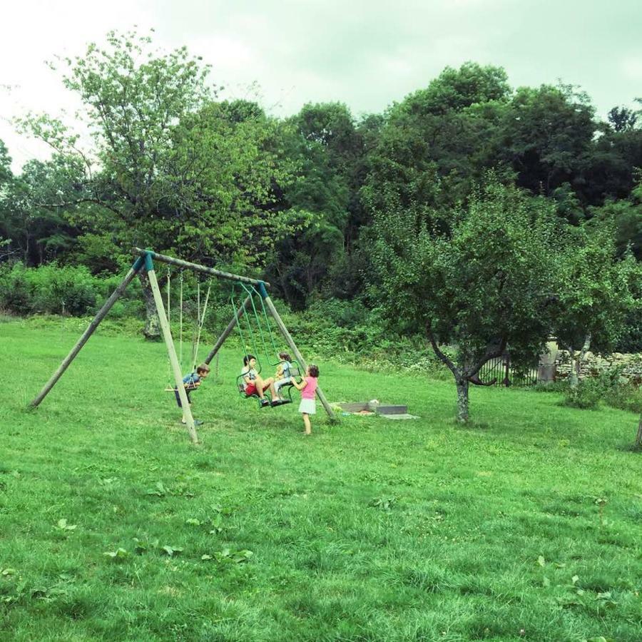לינה וארוחת בוקר Montmorot La Ferme De Montard מראה חיצוני תמונה